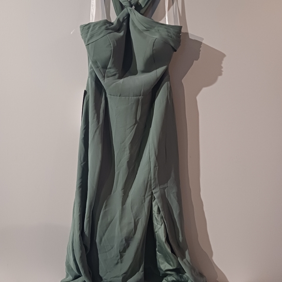 AZAZIE RUEA-Line Pleated Chiffon Floor-Length Dress EUCALYPTUS - Picture 3 of 7
